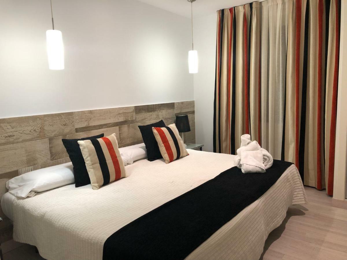 Hotel Tres Estrellas Casa Maribona Gela El Puente  Zewnętrze zdjęcie