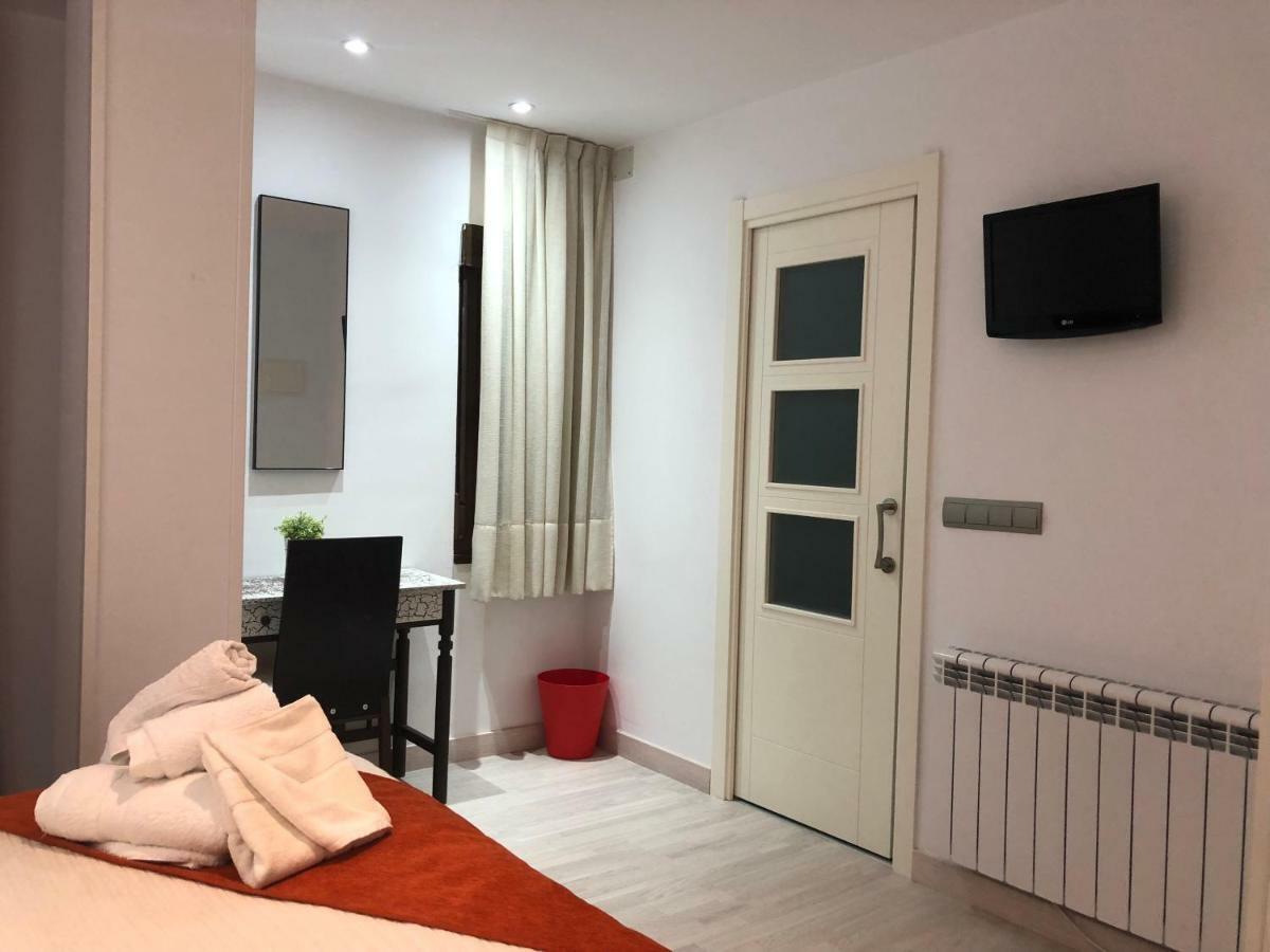 Hotel Tres Estrellas Casa Maribona Gela El Puente  Zewnętrze zdjęcie