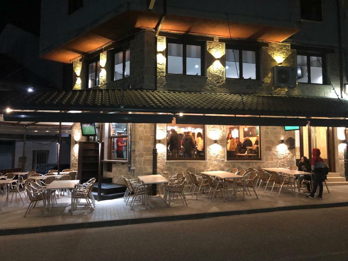 Hotel Tres Estrellas Casa Maribona Gela El Puente  Zewnętrze zdjęcie