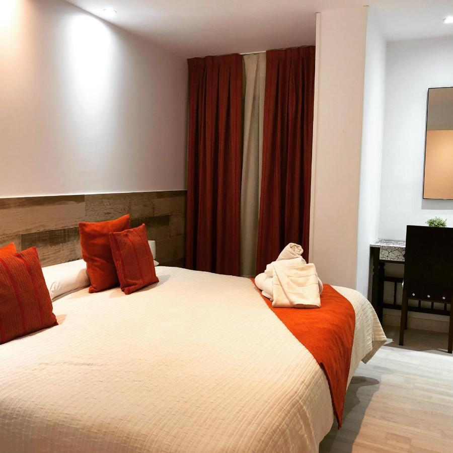 Hotel Tres Estrellas Casa Maribona Gela El Puente  Zewnętrze zdjęcie